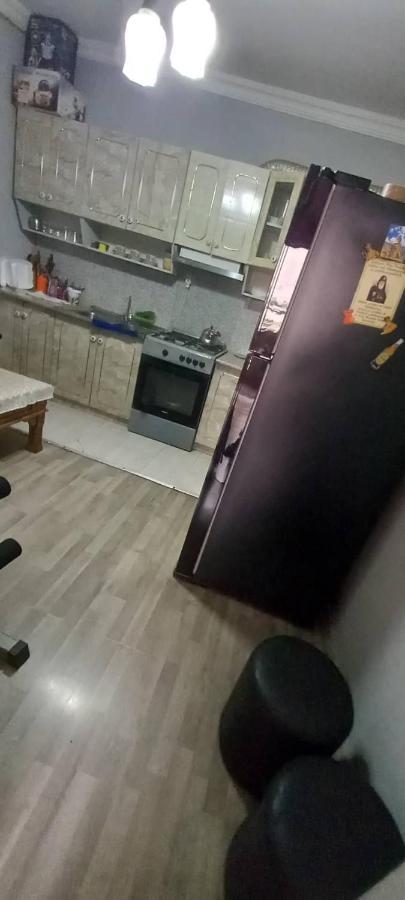 Apartment Zurabi Batumi Bagian luar foto