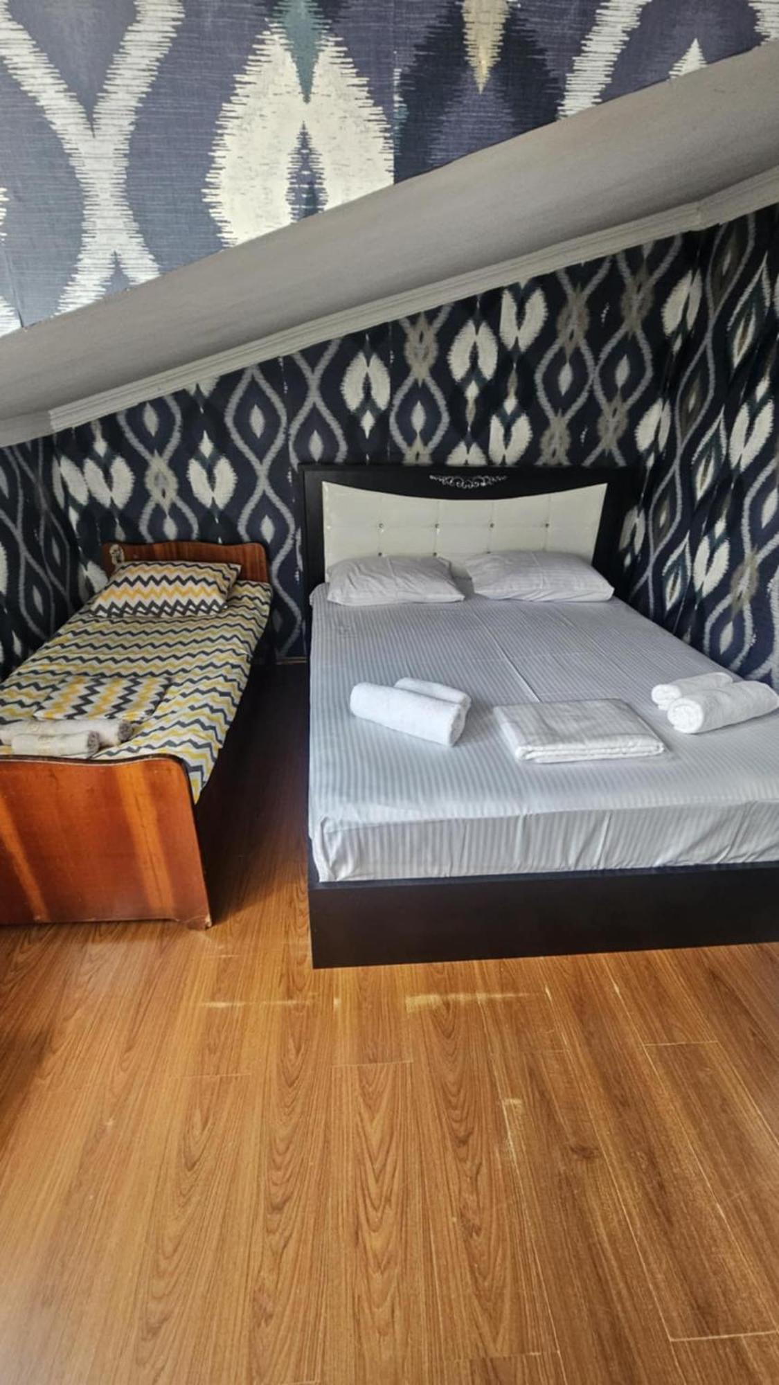 Apartment Zurabi Batumi Bagian luar foto