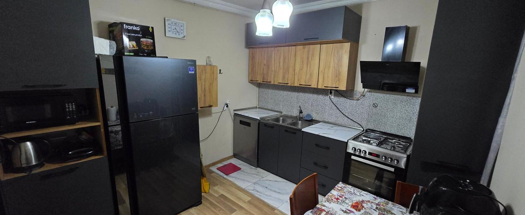 Apartment Zurabi Batumi Bagian luar foto